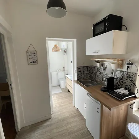 Apartamento Modern In The Center Of Ruan